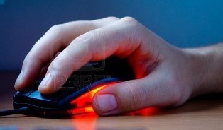 Должна ли светиться оптическая мышь при выключенном компьютере